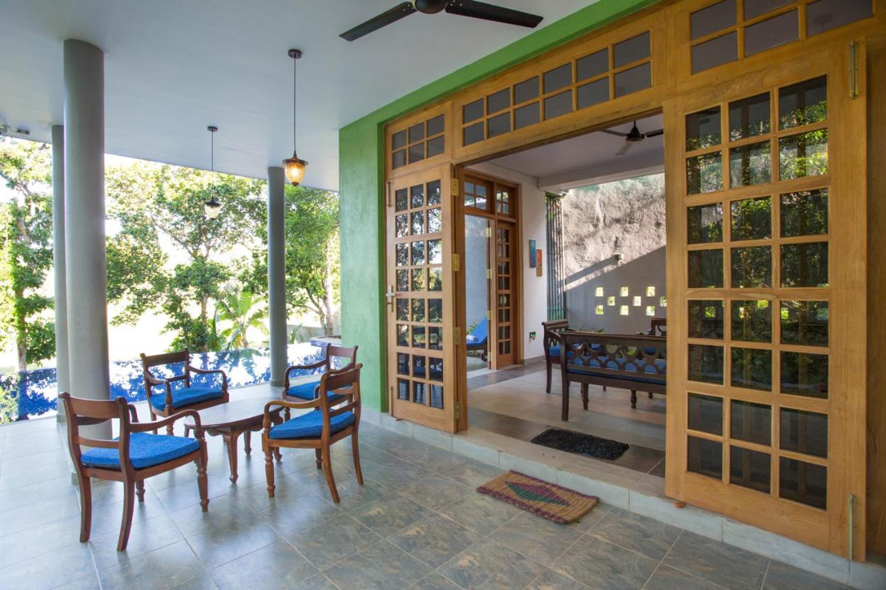 Barefoot Bungalow Hikka Hikkaduwa Εξωτερικό φωτογραφία
