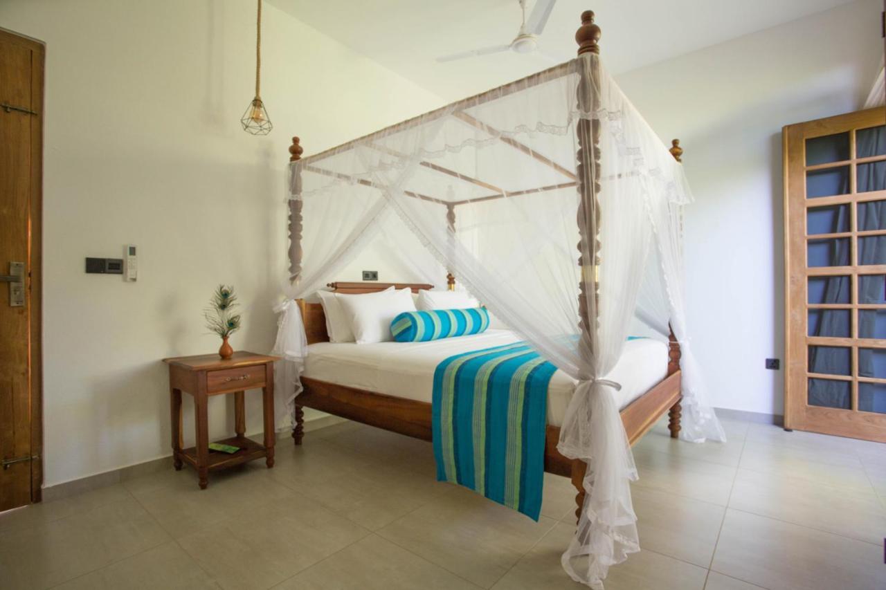 Barefoot Bungalow Hikka Hikkaduwa Εξωτερικό φωτογραφία
