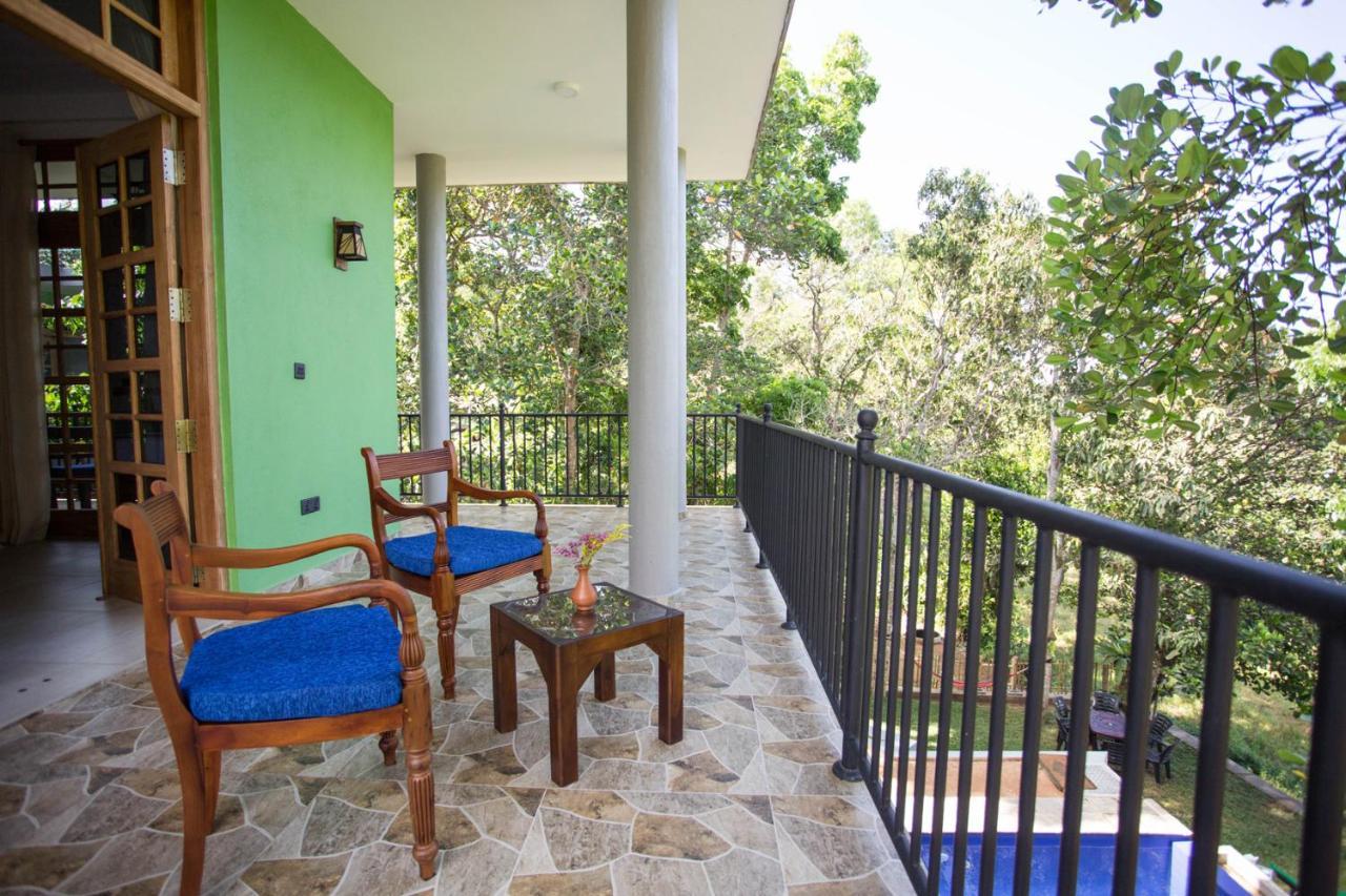 Barefoot Bungalow Hikka Hikkaduwa Εξωτερικό φωτογραφία