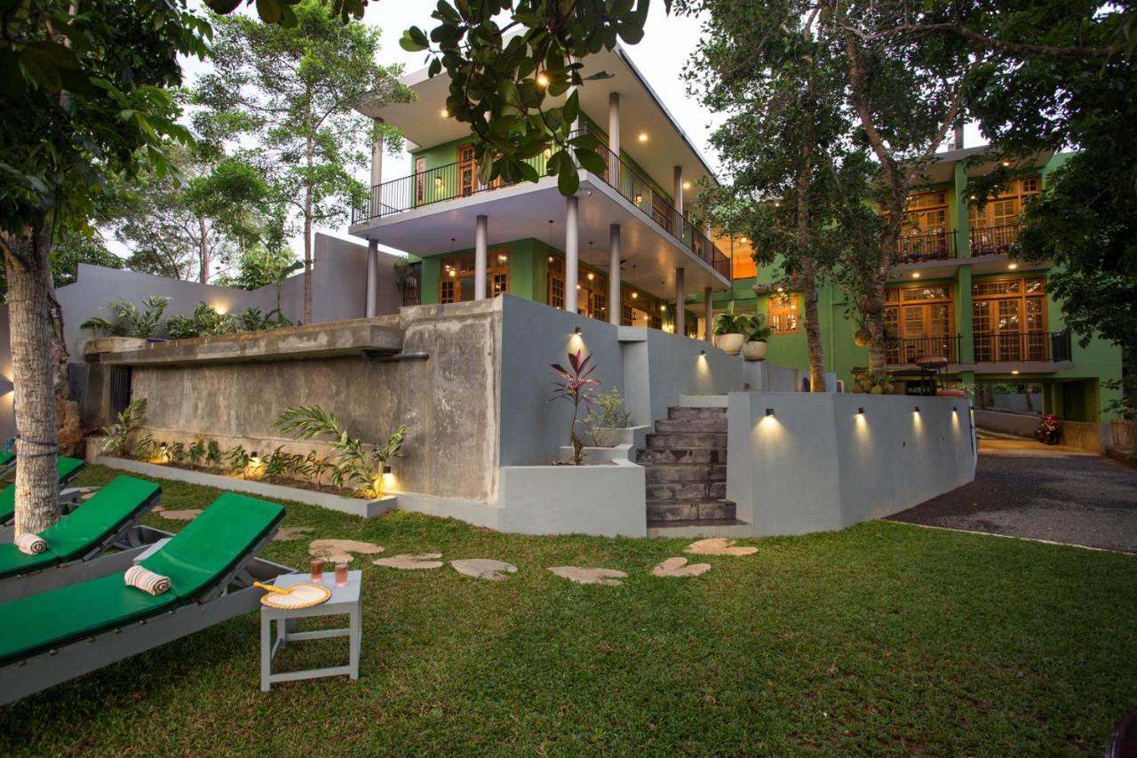 Barefoot Bungalow Hikka Hikkaduwa Εξωτερικό φωτογραφία